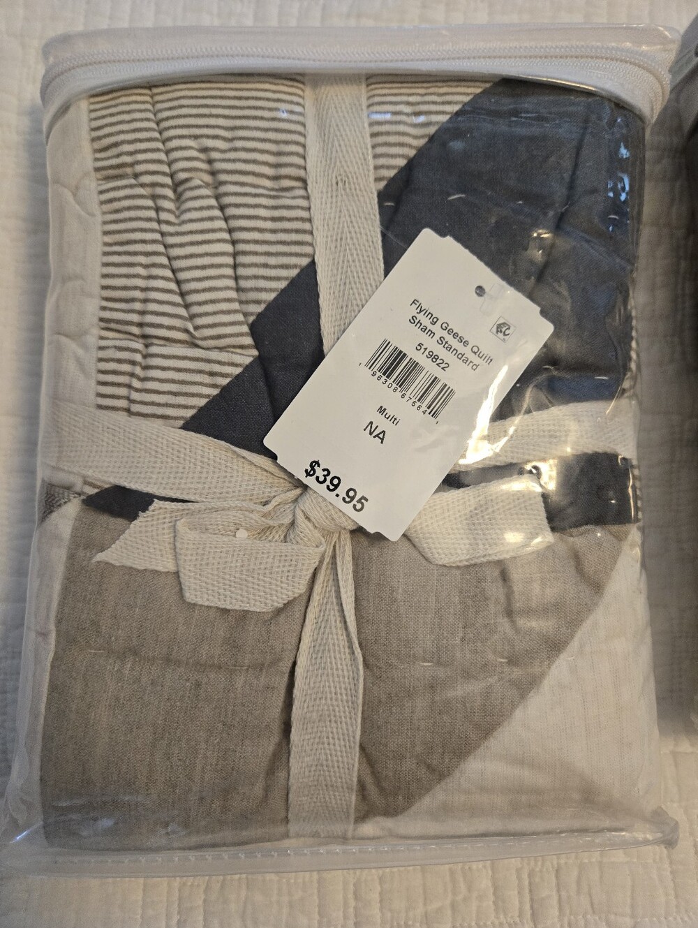 L.L. Bean Flying Geese Pillow Sham, 2 Standard Shams 21x27 Inches, 100% Cotton - Picture 4 of 5